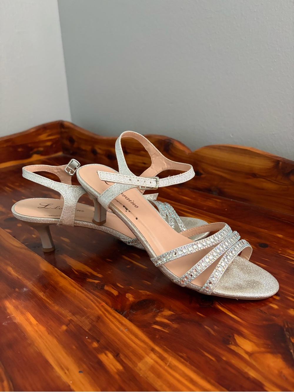 Elegant Women's Rhinestone Strappy Sandals - Champagne